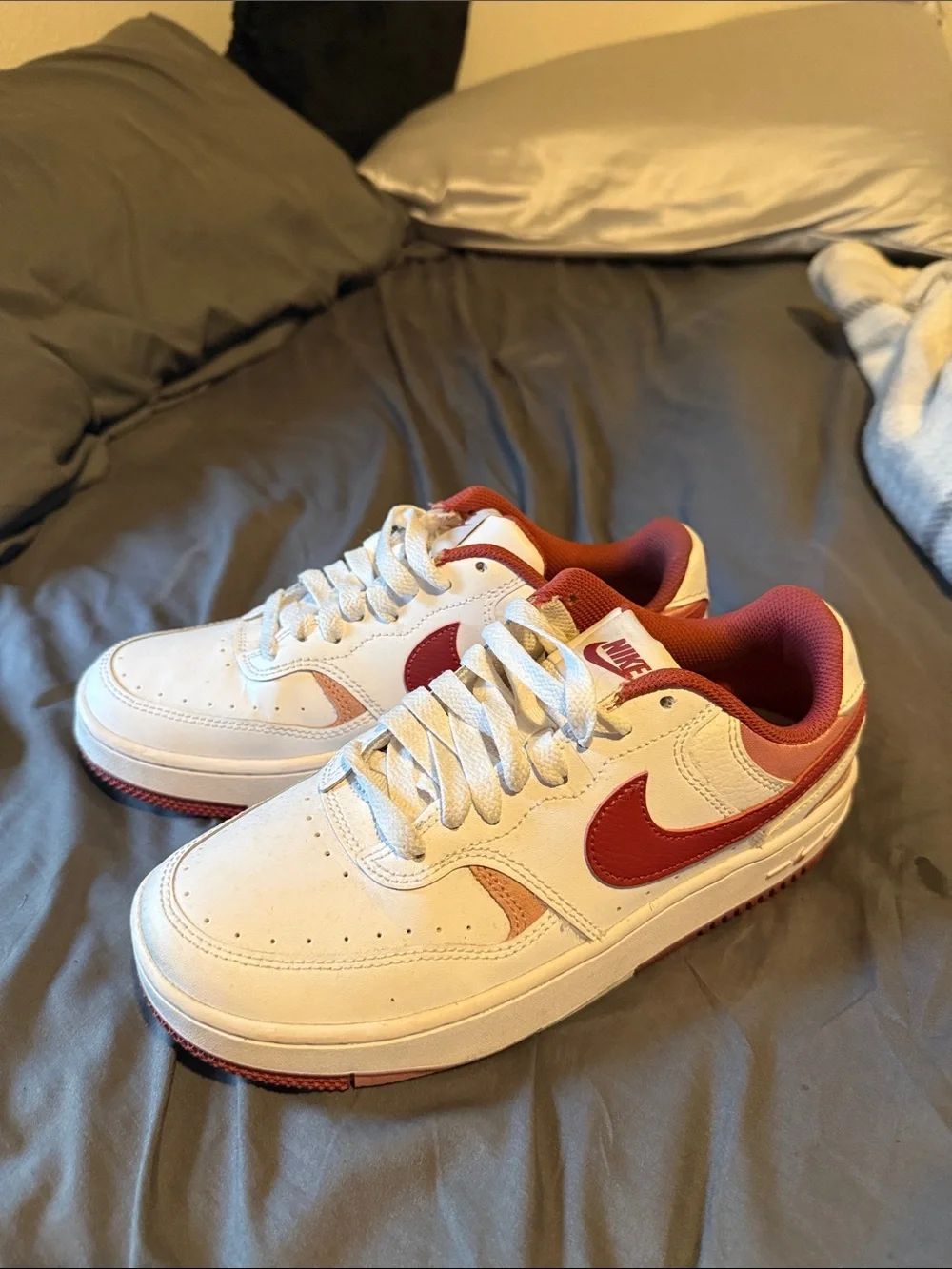 Nike Women’s White and Red Low-Top Sneakers with Pink Lining
